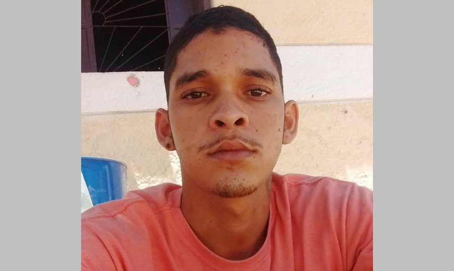 Jovem de 21 anos é morto a tiros em bar da zona rural de Teixeira na madrugada desta segunda (30)