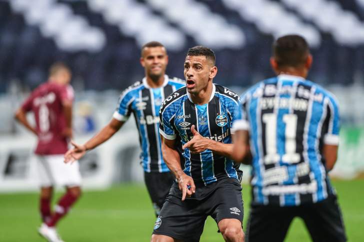 BRASILEIRÃO: Segunda com Grêmio e briga intensa contra o rebaixamento