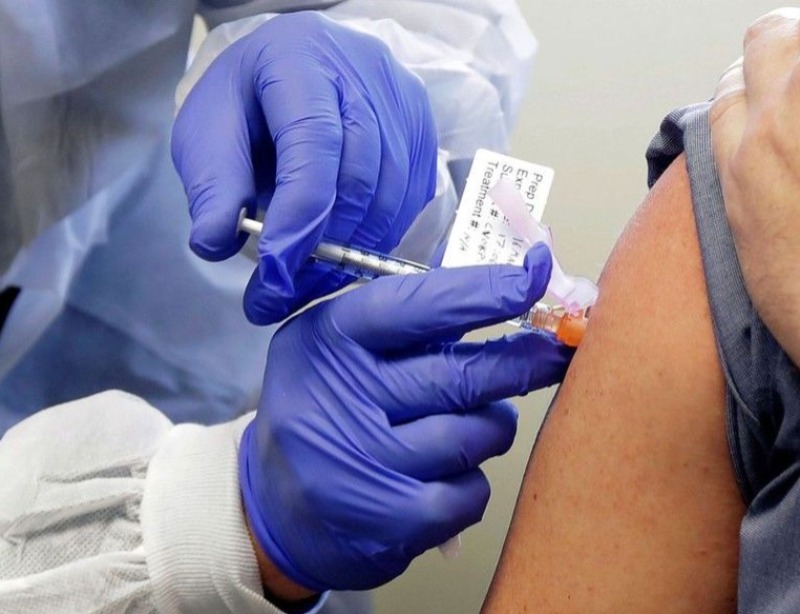 Vacina só deverá cobrir toda a população paraibana em 2022, diz secretário