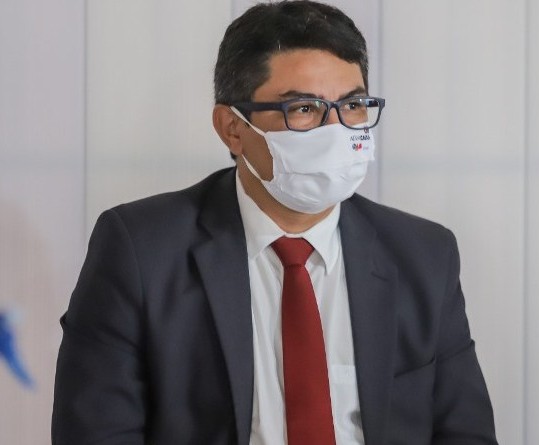 Secretário diz que Prefeitura de Patos não dará ponto facultativo nesta segunda, 7, para finalizar pagamento do 13º. Ouça;