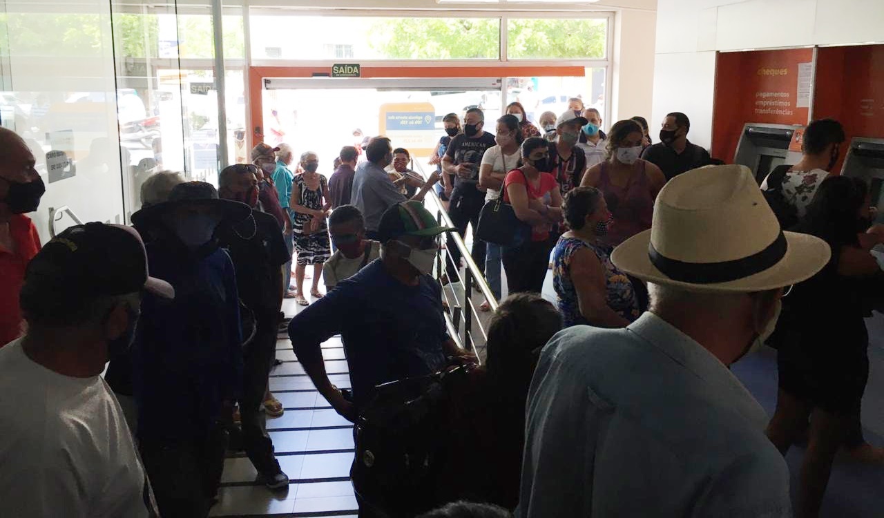 Agência bancária de Patos é autuada pelo Procon por irregularidades e descumprimento aos protocolos de combate a Covid-19