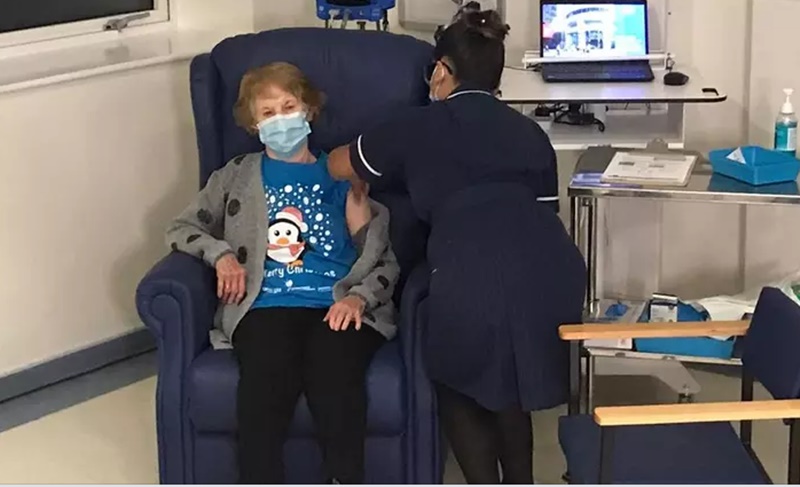 Reino Unido começa a vacinação contra a Covid-19