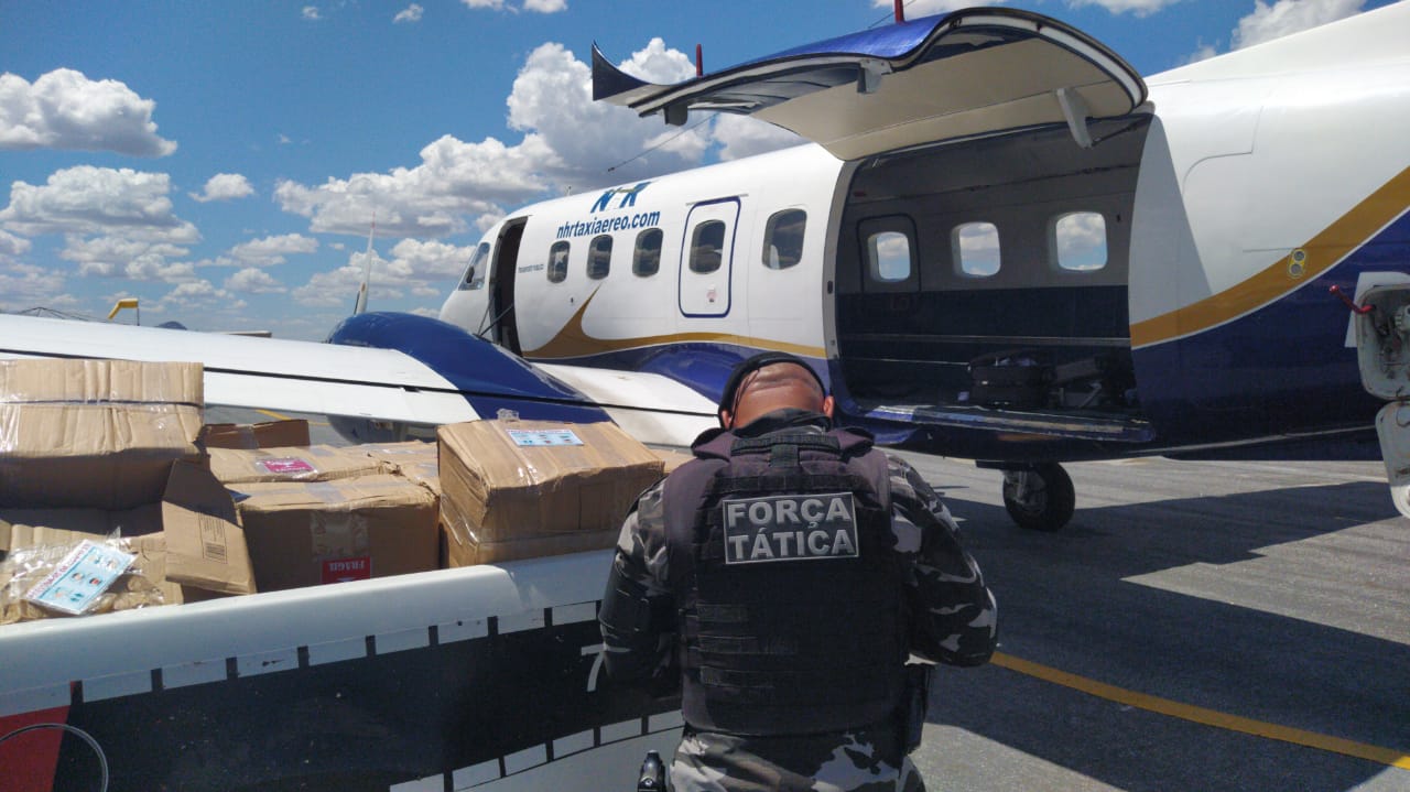 Polícia Militar intercepta aeronave com mais de 1 tonelada de cocaína no Sertão da Paraíba