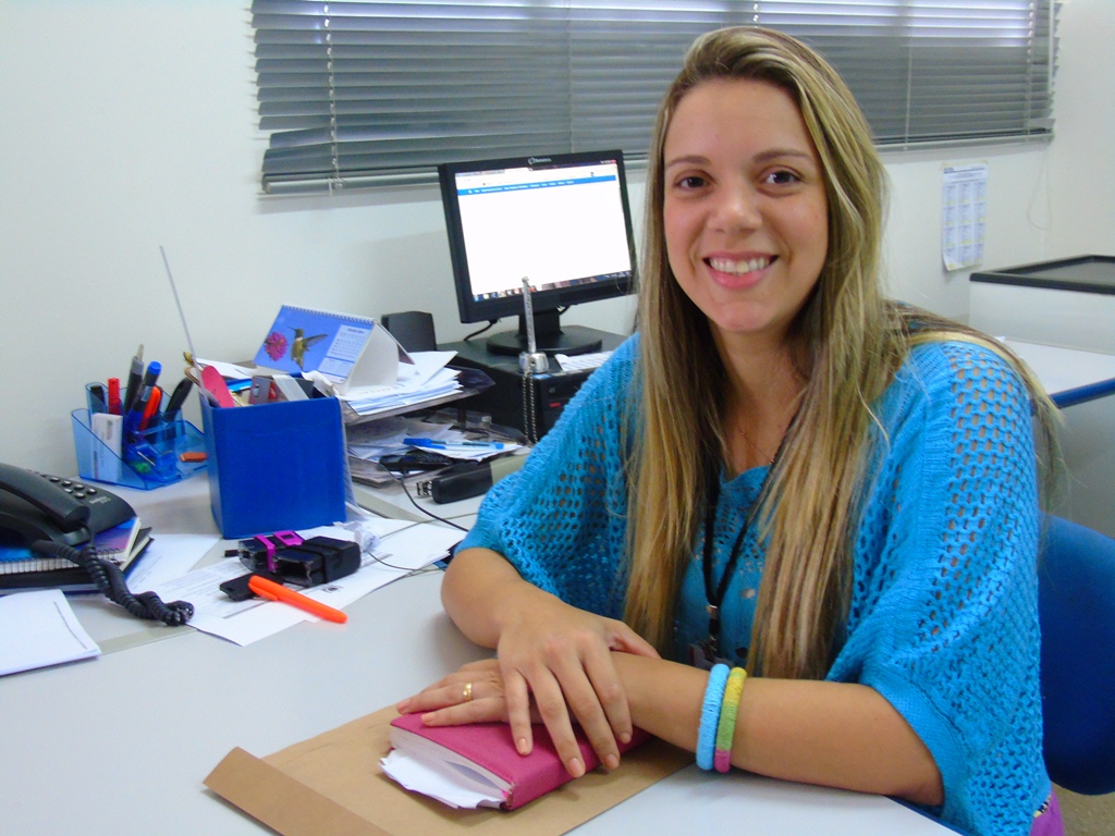 Diretora do Complexo Hospitalar fala sobre a campanha Outubro Rosa. Ouça: