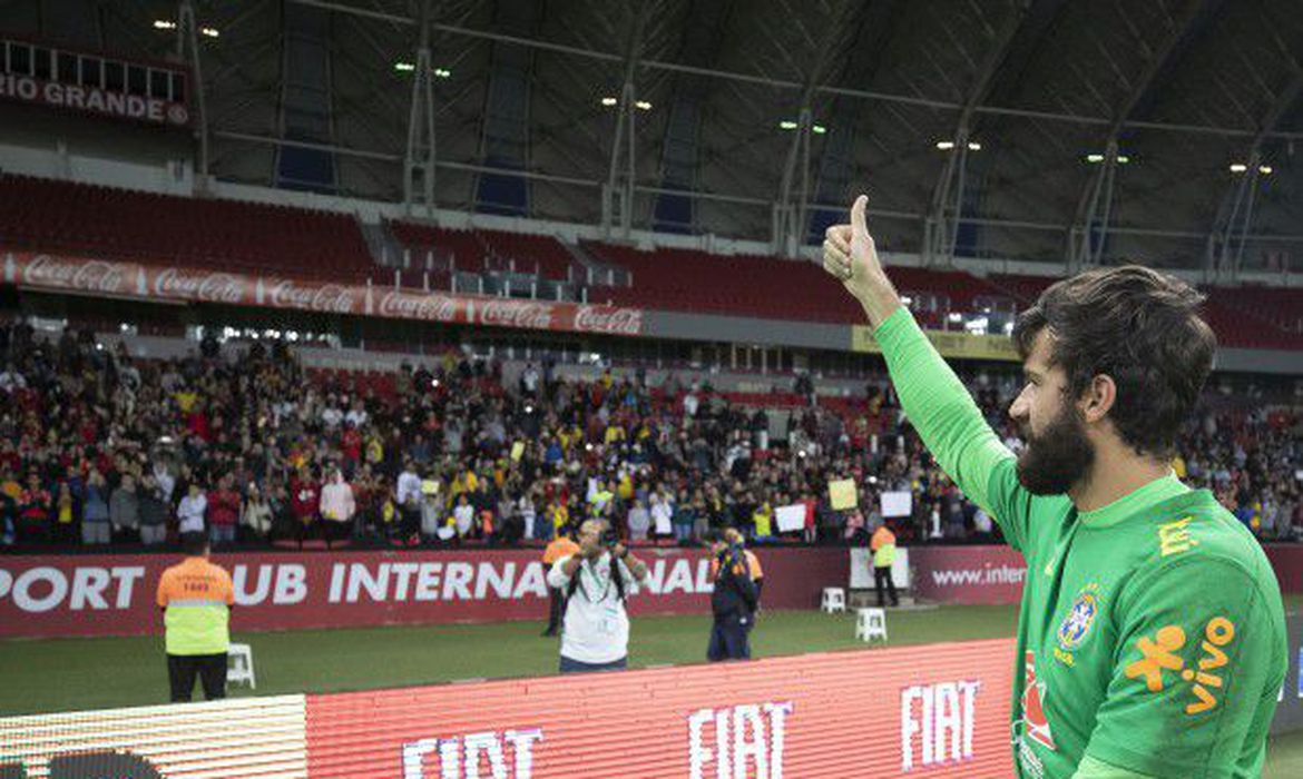Alisson e gol de Arrascaeta pelo Flamengo concorrem ao Fifa The Best