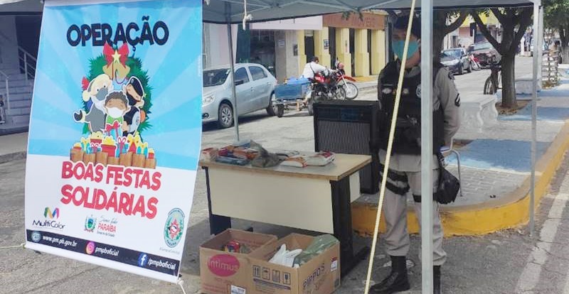 No Vale do Piancó: PM realiza operação Boas Festas Solidárias para doação de alimentos, roupas e brinquedos