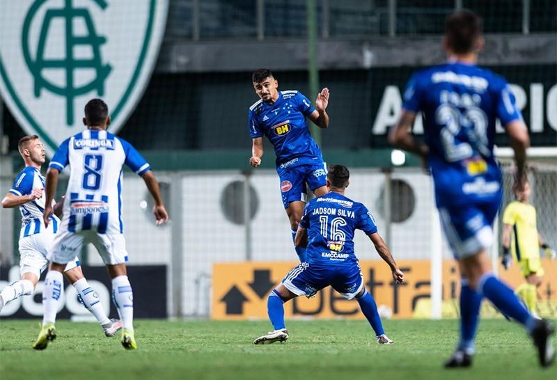 Série B: Cruzeiro empata em casa e perde chance de se aproximar do G4