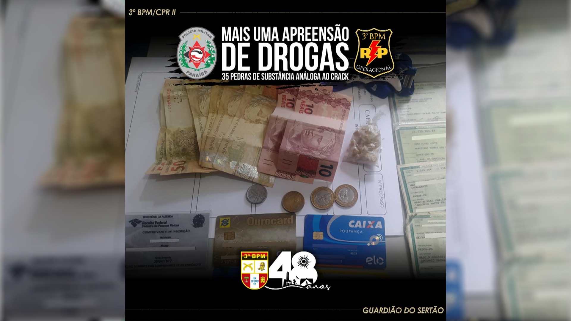 Polícia Militar apreende drogas e conduz dois suspeitos, em Patos