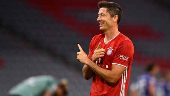 Lewandowski é eleito o melhor do mundo