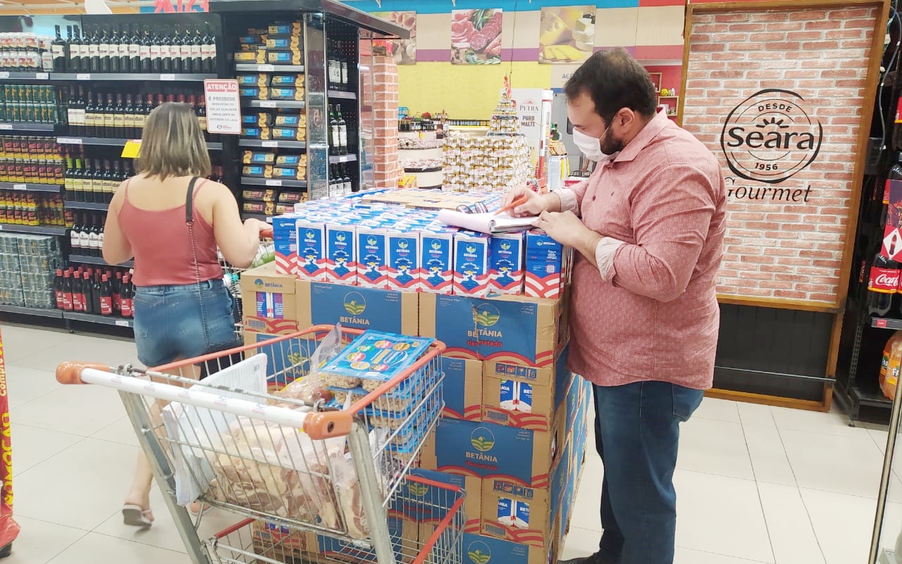 PROCON Patos lança Campanha Natal Seguro