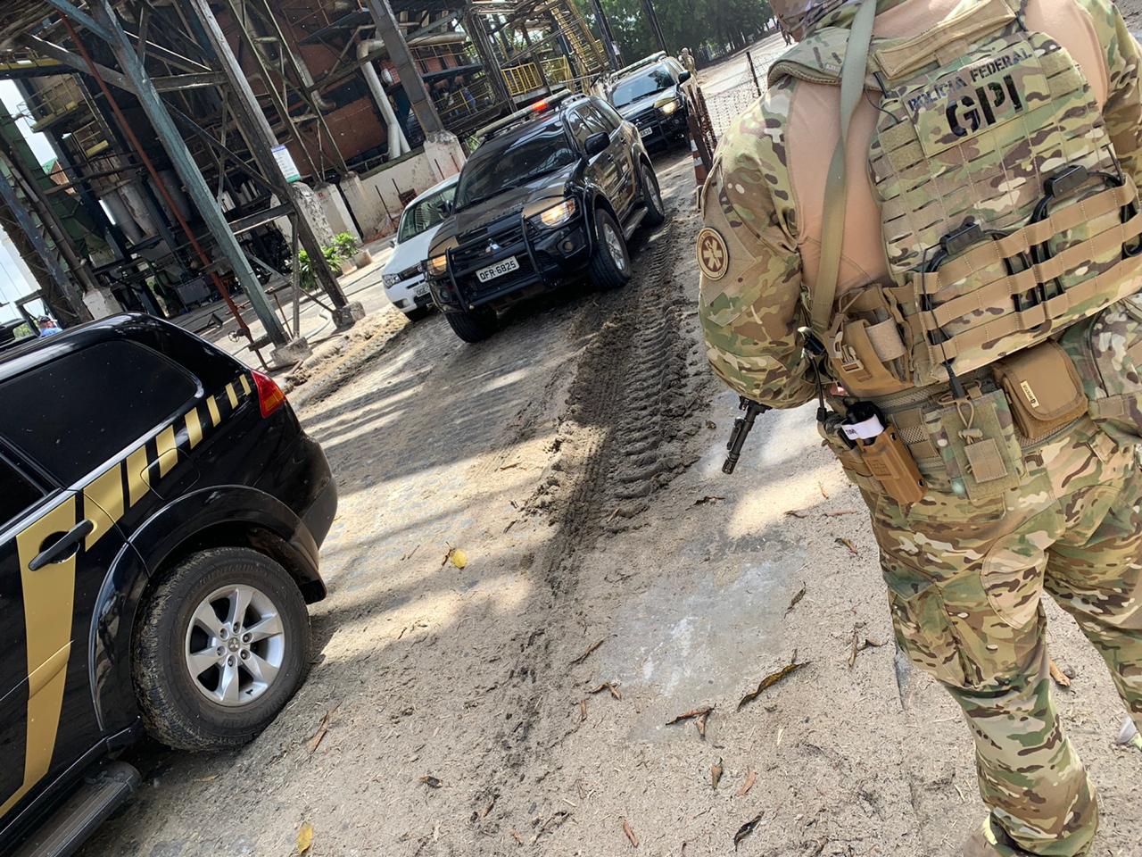 PF incinerou nesta terça (22) de 750 kg de cocaína apreendidos no Sertão