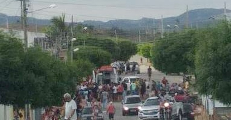 Colisão entre duas motos deixa jovens gravemente feridos no Vale do Piancó