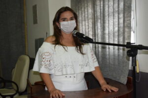 Joana Carvalho é empossada 1ª prefeita da história de Olho D´Água