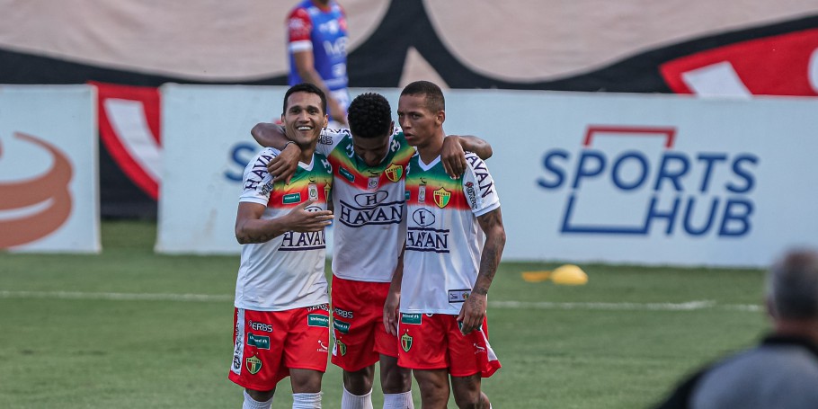 SÉRIE C: Brusque desencanta, vence o Vila Nova e assume a liderança do Grupo C