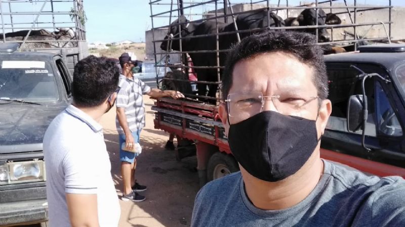 Vereador Patrian quer construção de parque de exposição e negociação na feira de gado em Patos