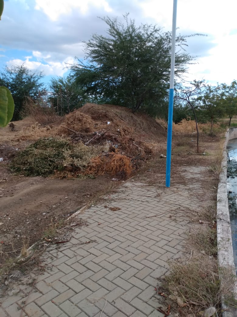 Moradores do Novo Horizonte cobram desinterdição do Canal do Frango