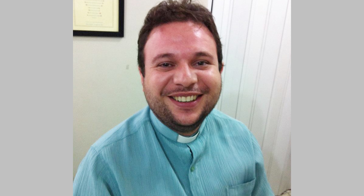 Padre Fabrício Dias Timóteo celebra 12 anos de ordenação sacerdotal neste sábado (09)