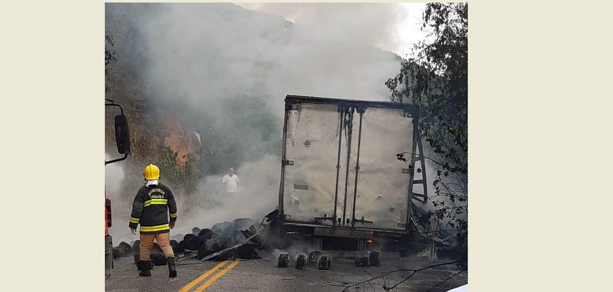 Incêndio em caminhão carregado de pneus interdita PB 238 na Serra de Teixeira