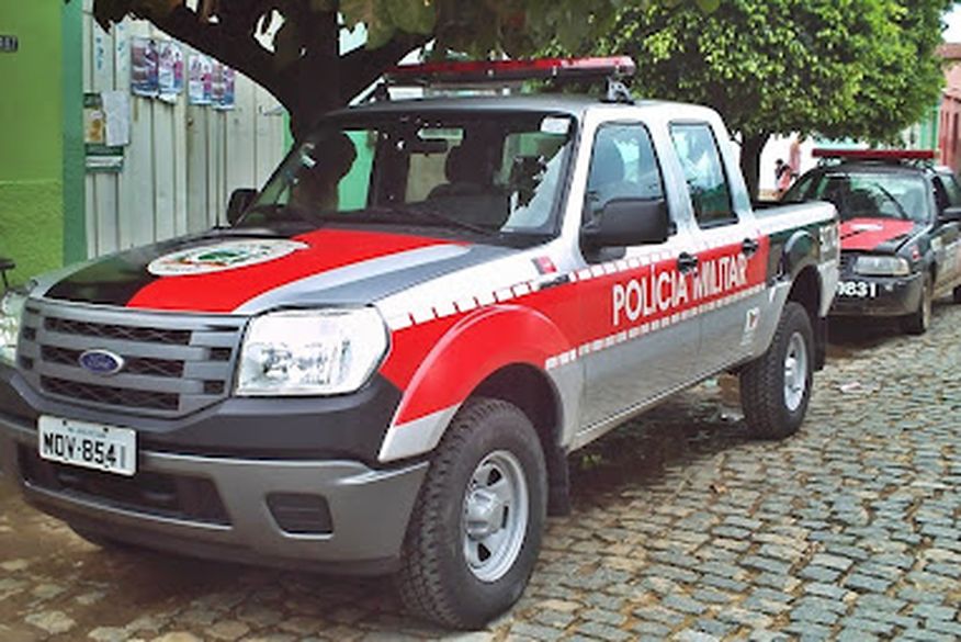 No Sertão: Ex-prefeito tem casa alvejada a tiros na madrugada deste domingo (10)