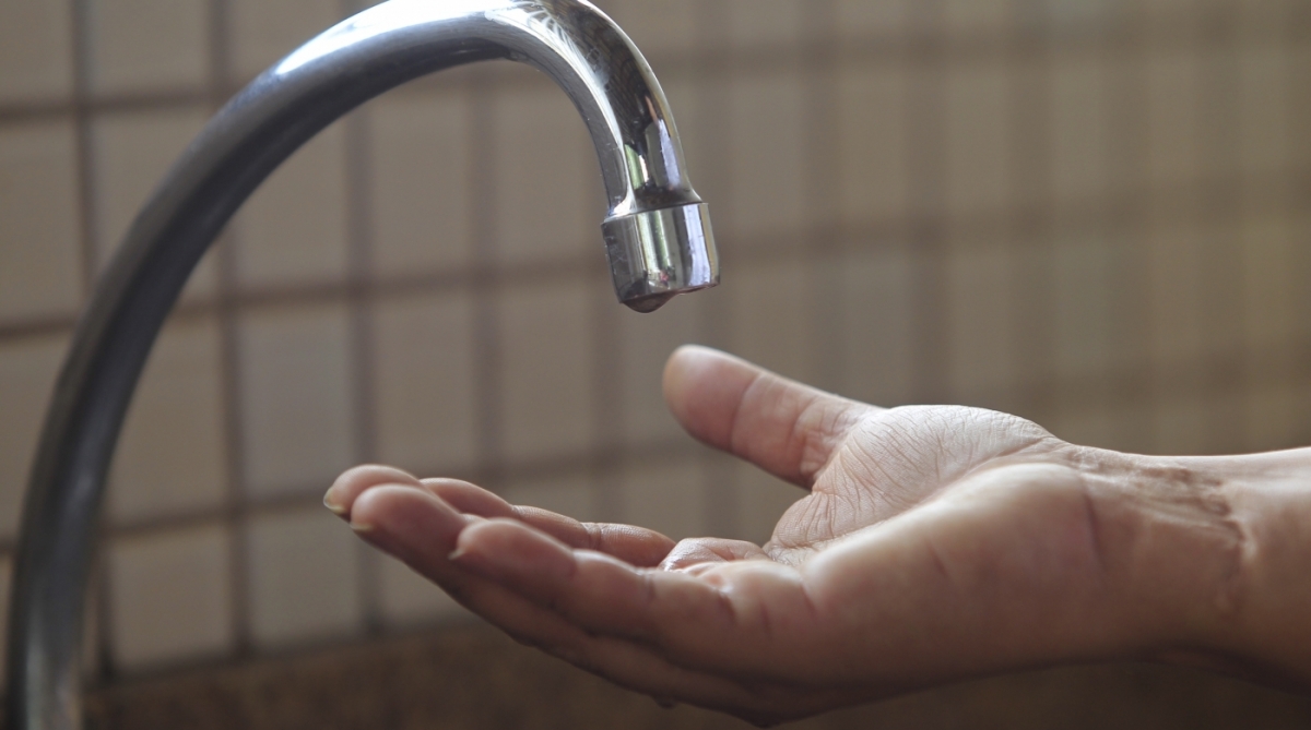 Quebra de equipamento no açude São Francisco gera interrupção em Teixeira