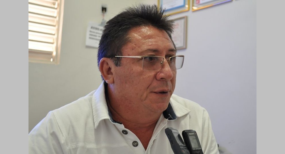 Presidente do Sindicato dos Taxistas explica que a ideia é substituir o taxímetro por um aplicativo que possa concorrer com os demais que já estão em uso. Ouça