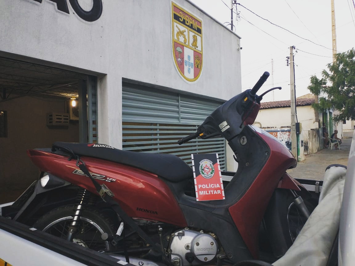 Polícia Militar detém um indivíduo e apreende motocicleta com restrição de roubo/furto durante Operação Pôr do Sol