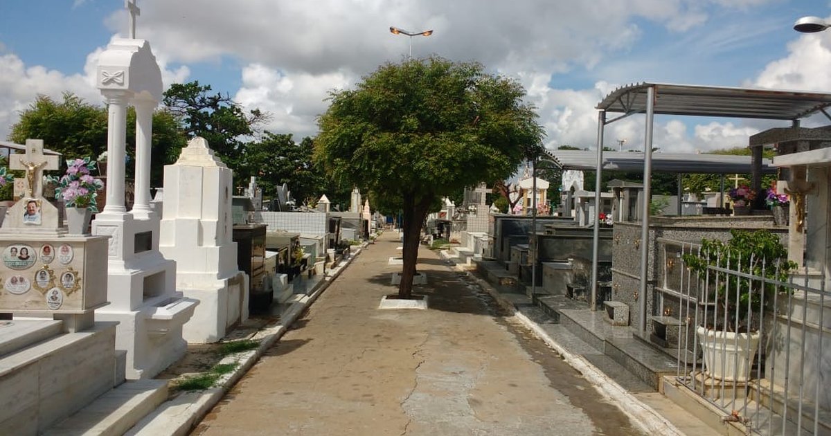 Recadastramento de túmulos e jazigos nos cemitérios públicos de Patos é retomado