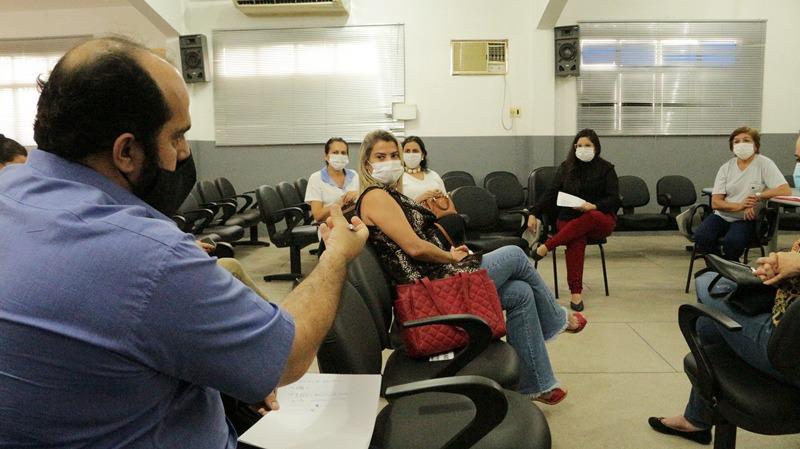 Reunião entre município e estado define logística e execução da vacinação dos profissionais de Saúde de Patos