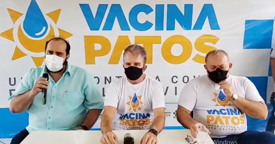Patos iniciou oficialmente na manhã desta quarta-feira (20) vacinação contra a covid-19. Veja