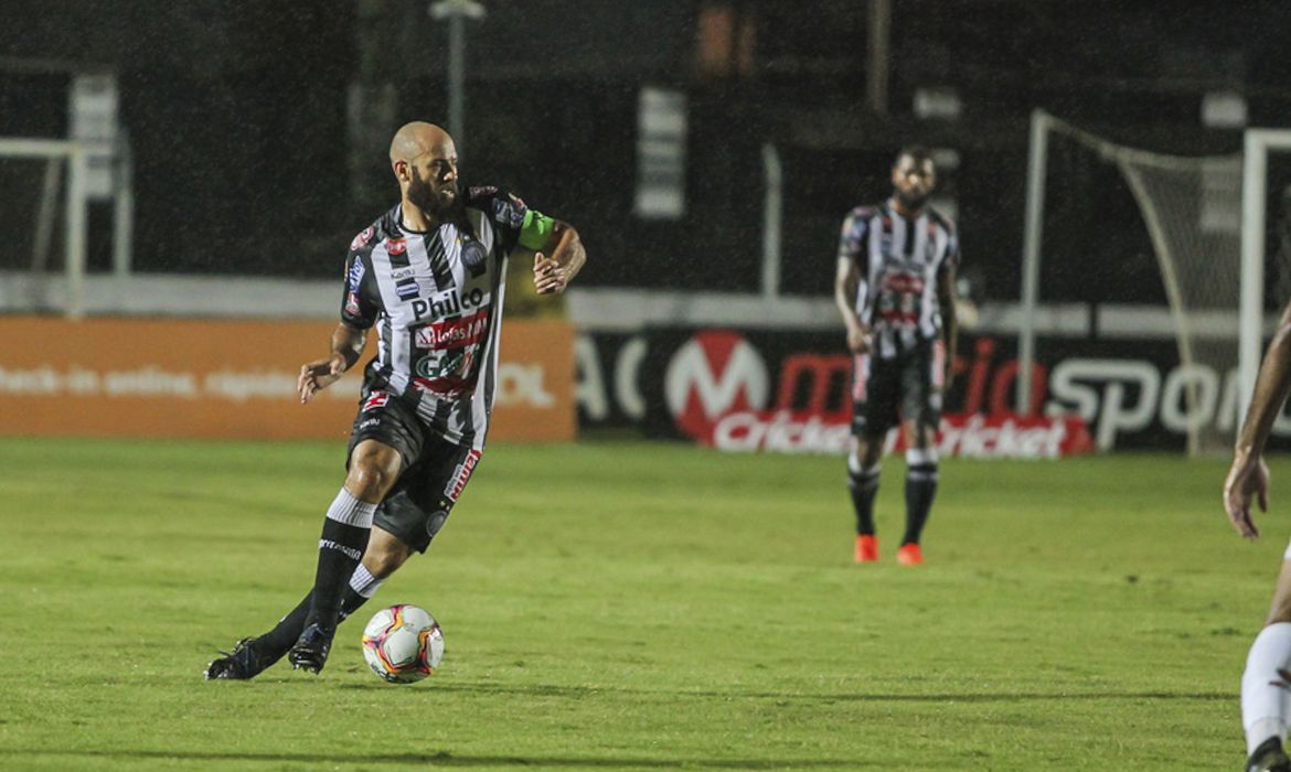 Decisão do título da Série B fica em aberto, após tropeço da Chape