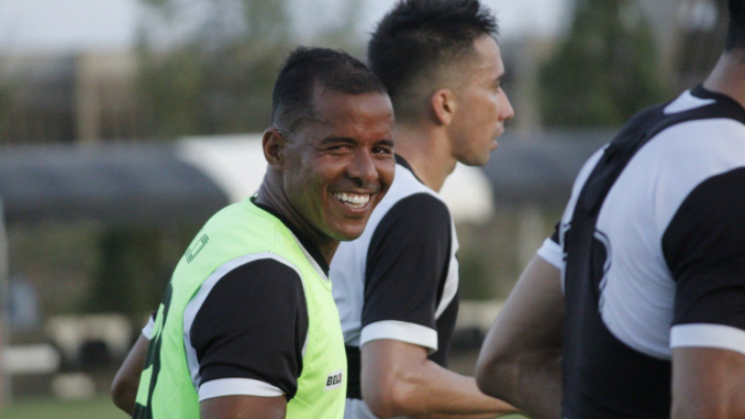 Botafogo-PB inicia pré-temporada e acerta com jogador ex-Campinense