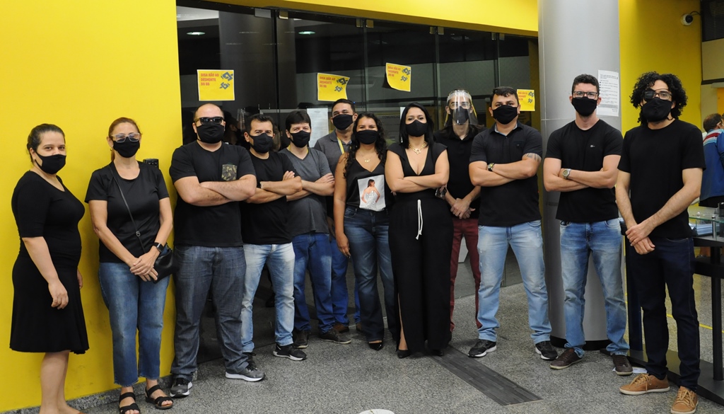 “Queremos melhores condições de trabalho para atender a população”, relata funcionário durante ato do Banco do Brasil, em Patos