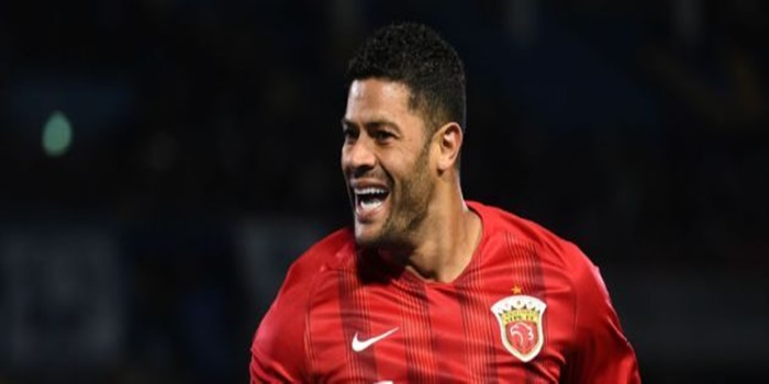 Atlético-MG anuncia a contratação do atacante Hulk