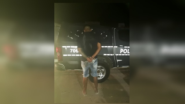 PM prende homem em flagrante, suspeito de ter cometido homicídio na noite desta sexta-feira (29) em Patos