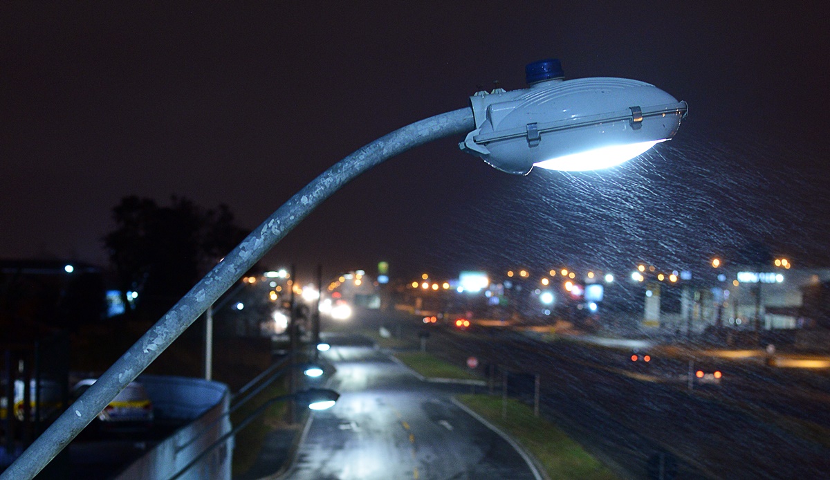 Prefeitura de Patos lança edital para contratação de empresa que ficará responsável pela iluminação pública, diz secretário. Ouça