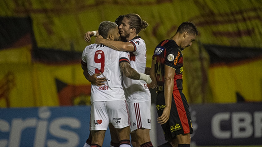 Flamengo vence o Sport na Ilha e assume vice-liderança do Brasileirão