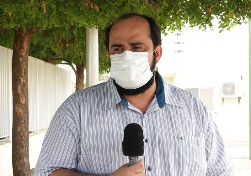 Vacinação contra Covid nas pessoas idosas a partir de 80 anos começou nesta terça