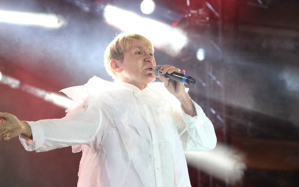 Cantor do hit 'Tic Tic Tac', Zezinho Corrêa morre em Manaus