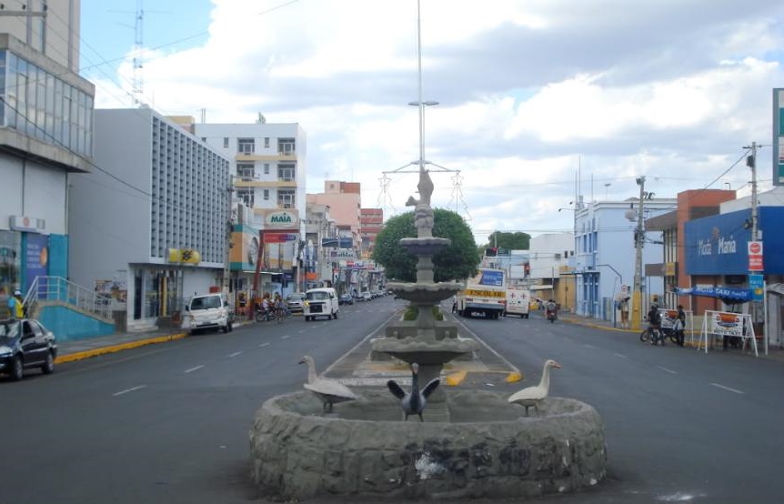 Geração de emprego no Comércio de Patos cresceu 6,37% nos últimos 12 meses