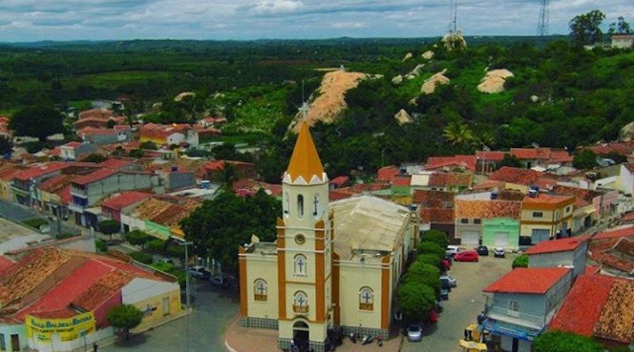 Em Nota Cagepa explica motivo de falta d'água em Teixeira. Veja