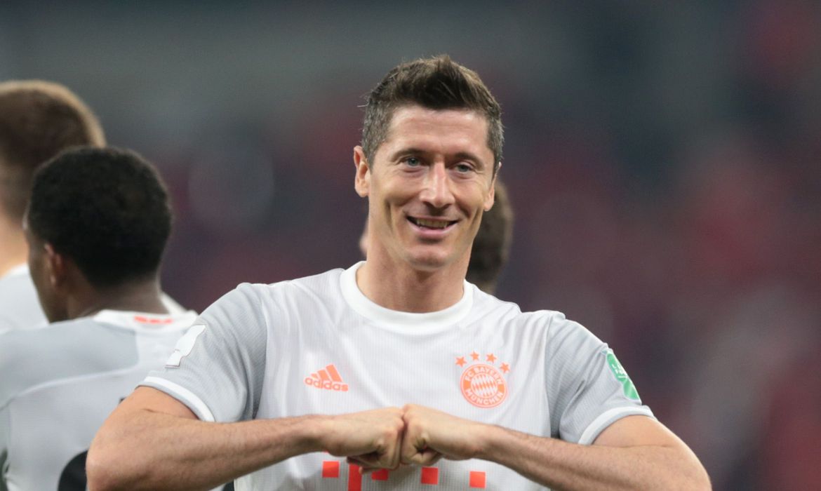 Lewandowski decide e Bayern está na final do Mundial de Clubes