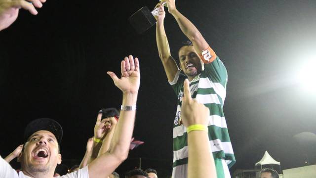 Após novo empate segunda divisão foi decidida nos pênaltis