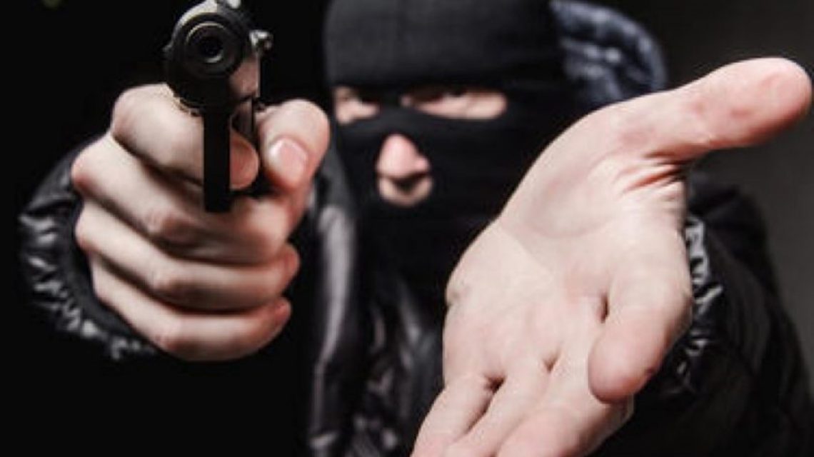 Homens armados assaltam posto de combustível às margens da BR-361 no Vale do Piancó