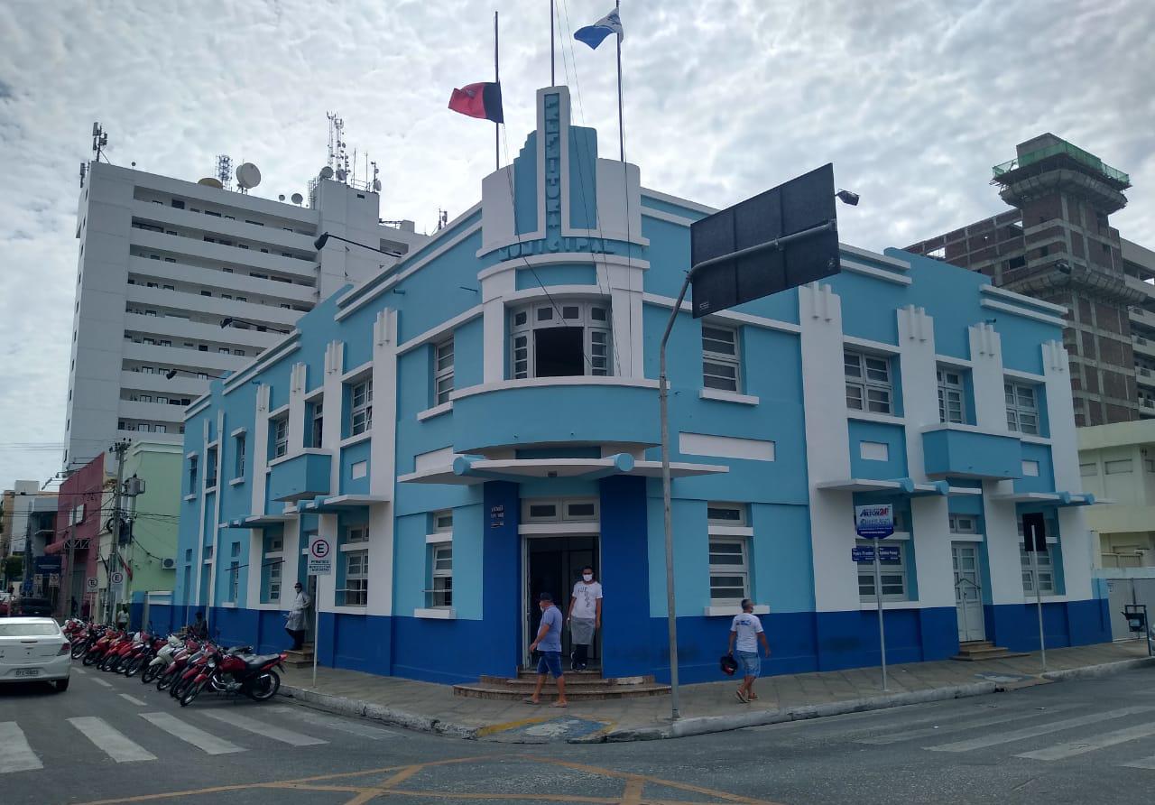 Prefeito de Patos suspende ponto facultativo dos feriados de carnaval para evitar contágio da COVID-19