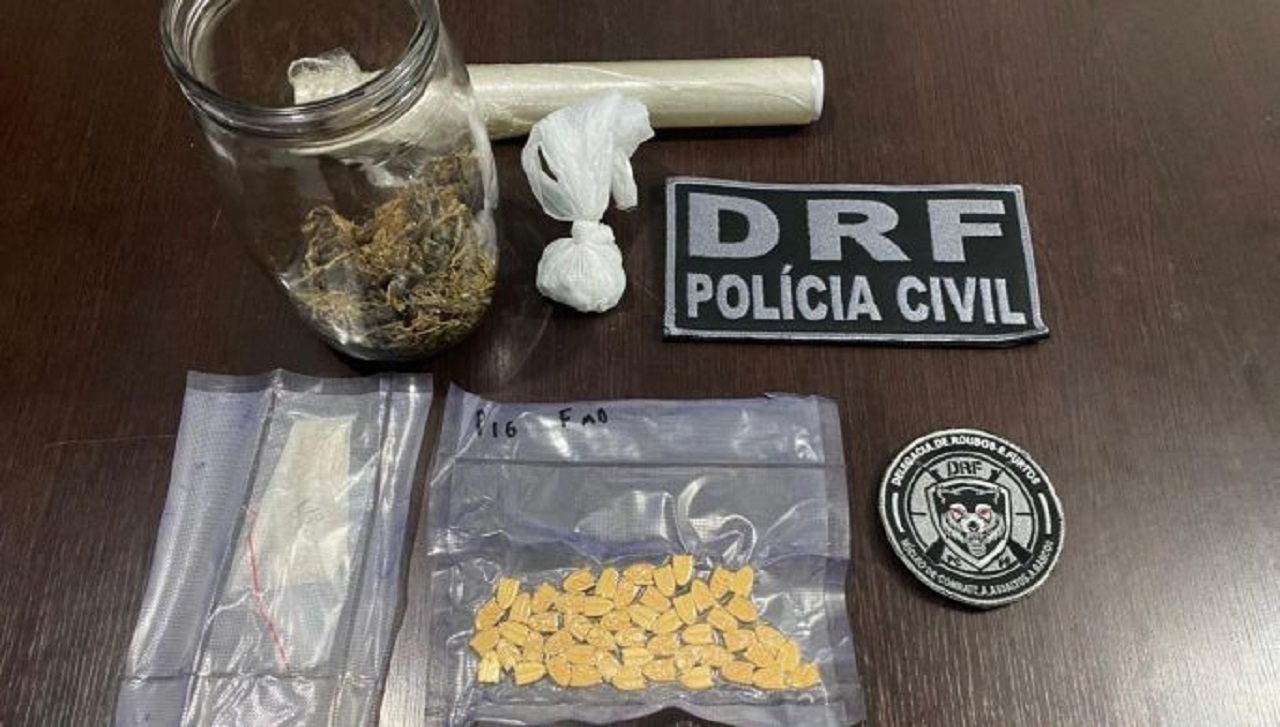 Homem é preso no momento em que recebia drogas pelos Correios em Patos nesta quinta (11)