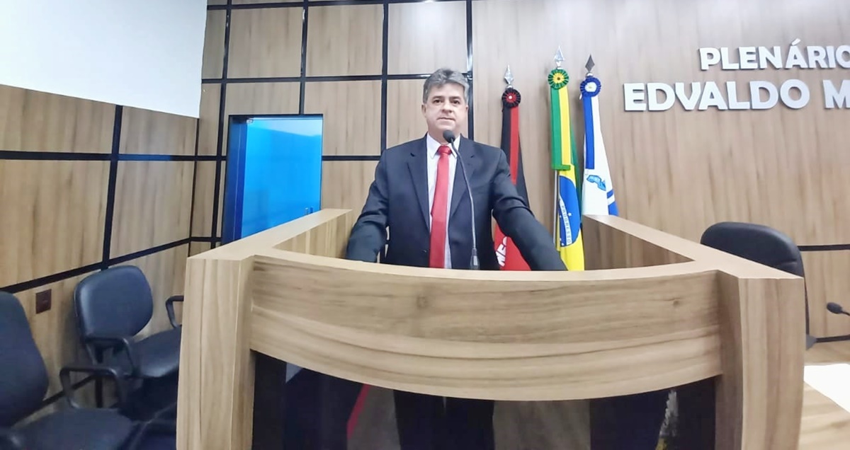 Com nove requerimentos e dois projetos de lei aprovados, Marco César mostra produção legislativa