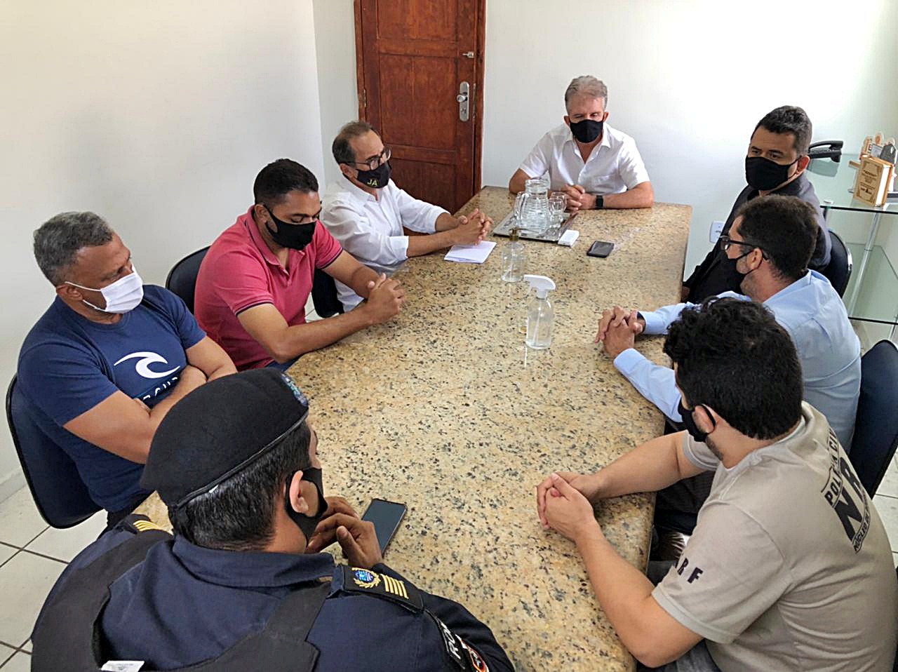 Prefeito de Patos se reúne com autoridades para debater a segurança pública municipal