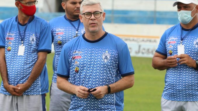 Atlético de Cajazeiras anuncia que treinador não irá mais assumir o clube