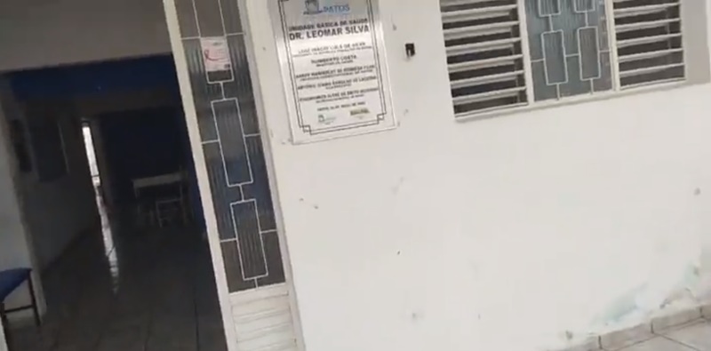 Vereador Josmá Oliveira faz vídeo e mostra condições precárias do prédio da UBS do Bairro da Liberdade. Veja o vídeo