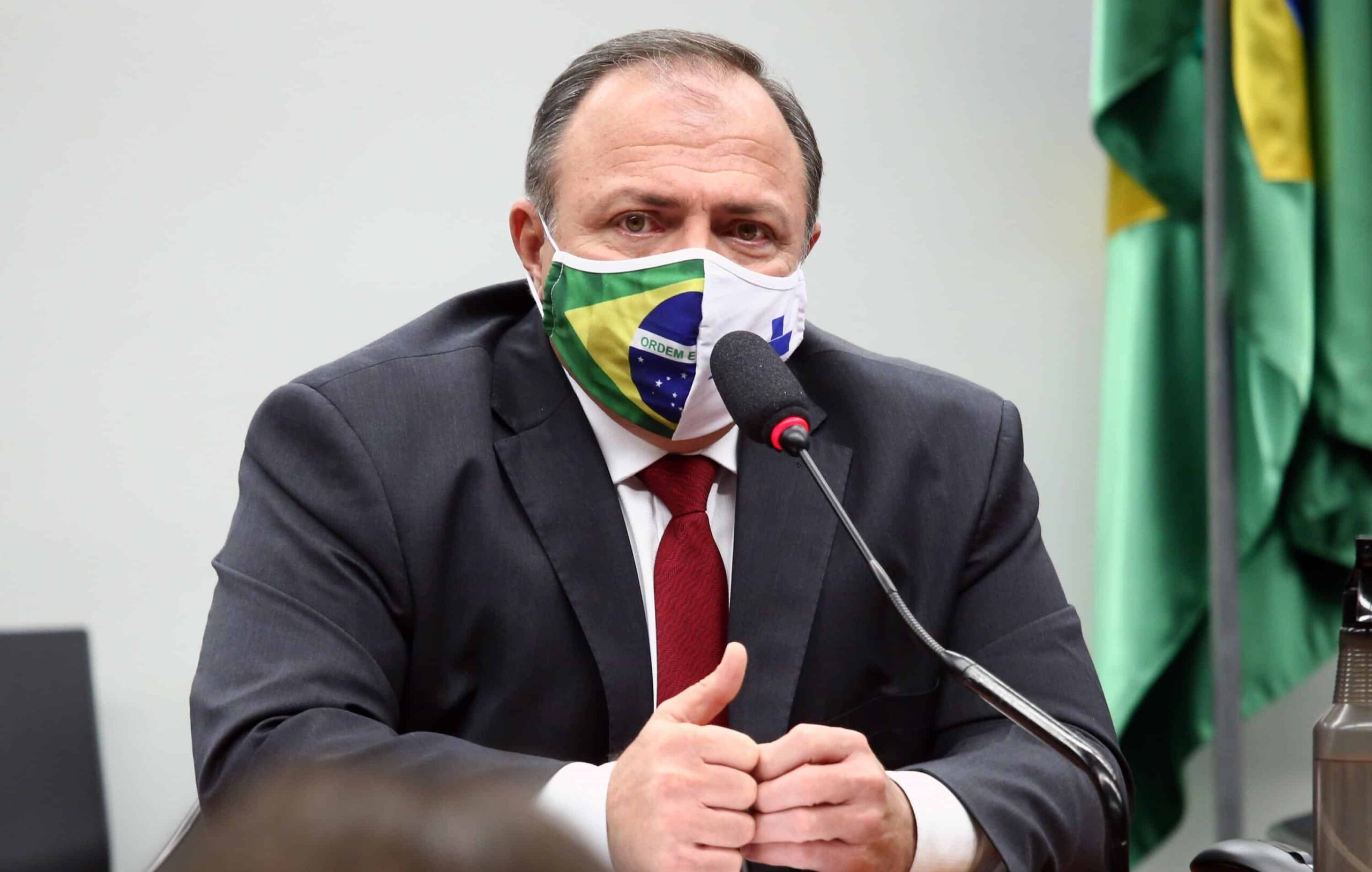 Covid-19: Ministro Eduardo Pazuello diz que 230 milhões de doses serão entregues até 31 de julho